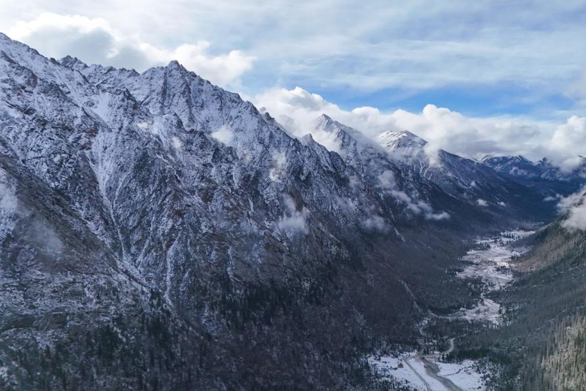 Sekilas potret objek wisata Duopugou di Sichuan, China barat daya