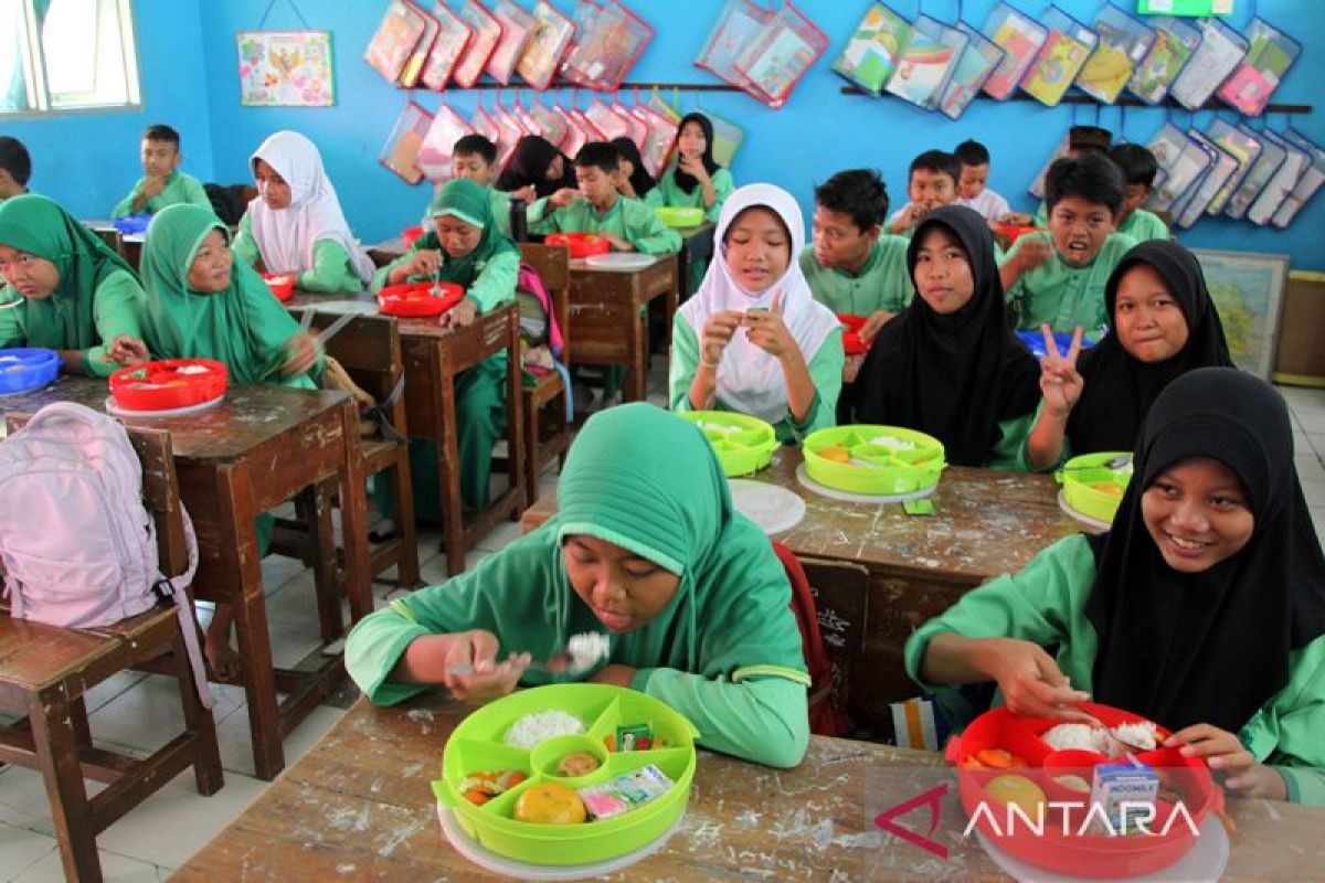 Pakar: Sumber karbohidrat dalam program makan bergizi tidak harus nasi